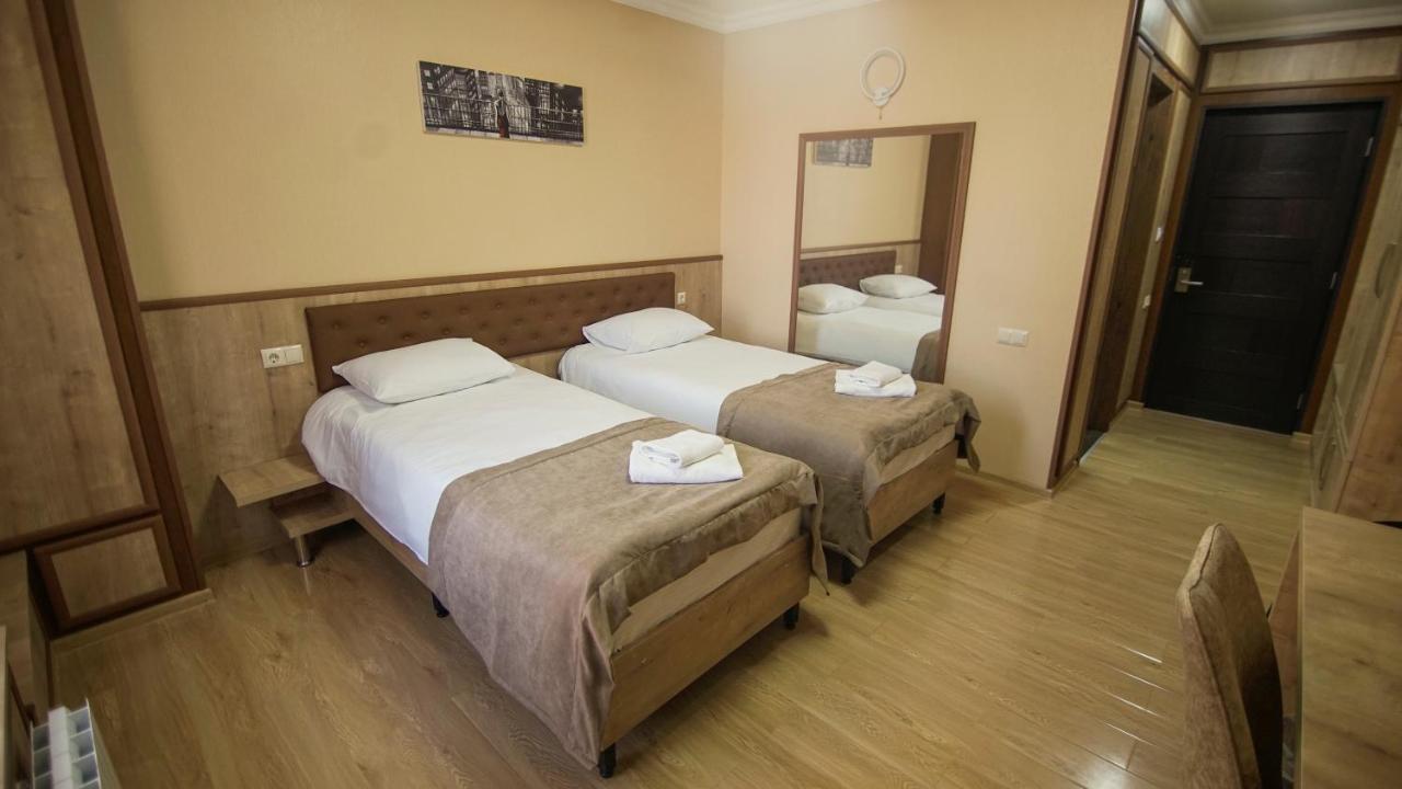 Hotel Juralius Τυφλίδα Εξωτερικό φωτογραφία