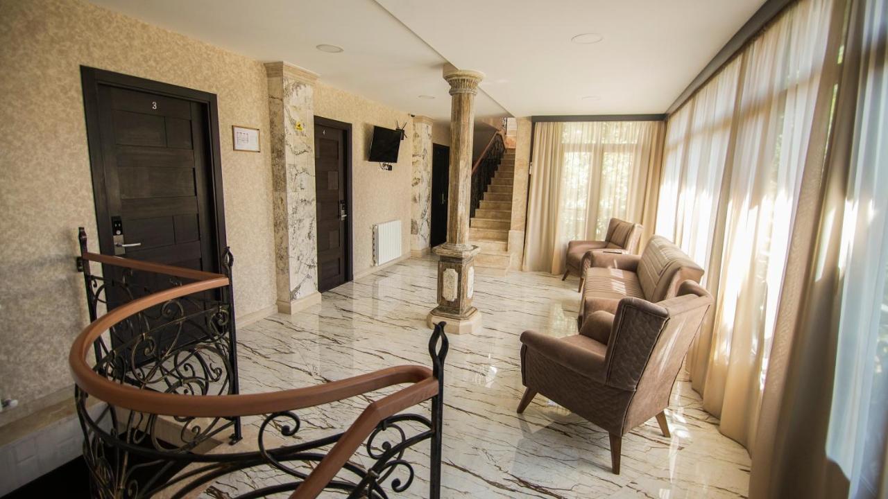 Hotel Juralius Τυφλίδα Εξωτερικό φωτογραφία