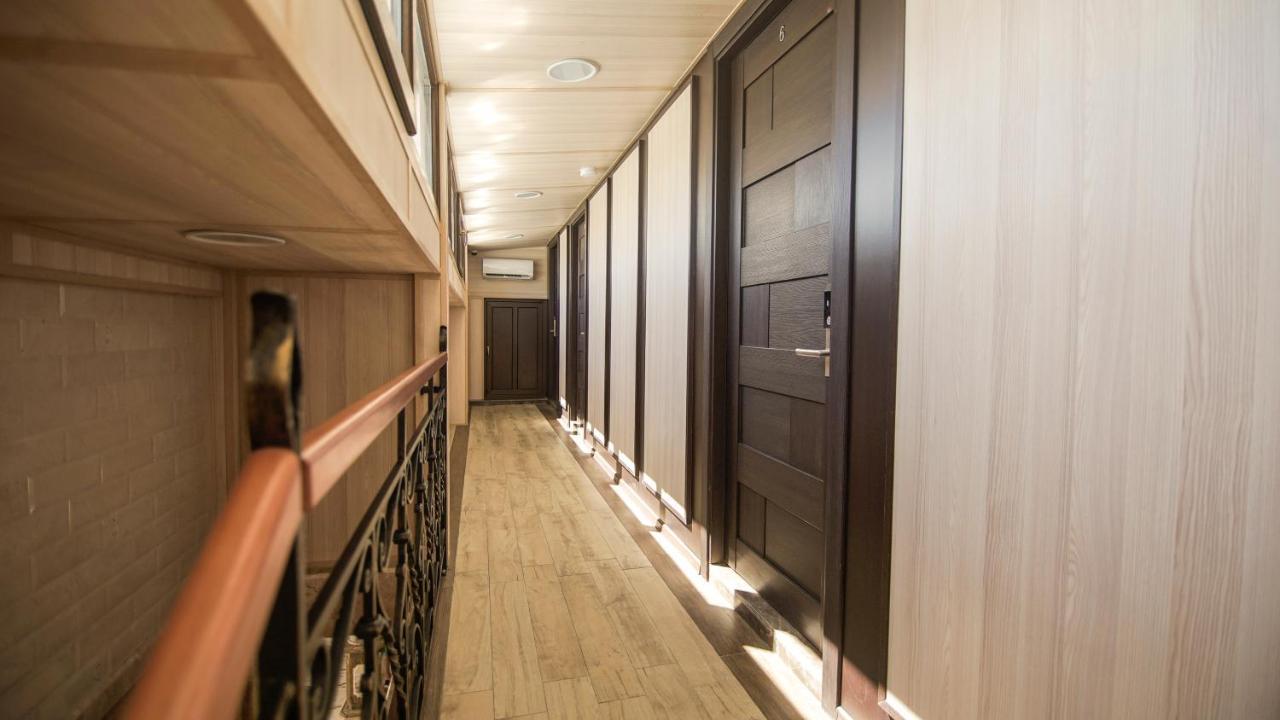 Hotel Juralius Τυφλίδα Εξωτερικό φωτογραφία