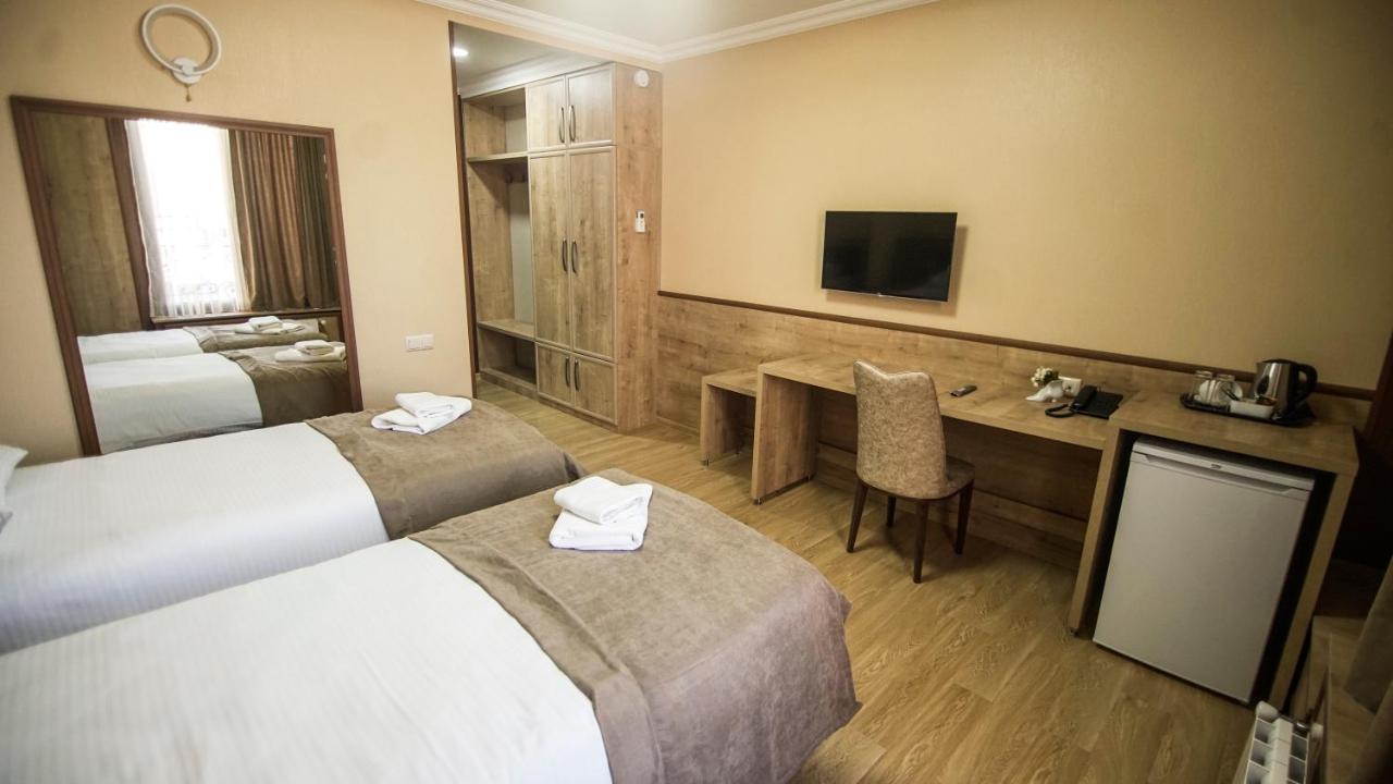 Hotel Juralius Τυφλίδα Εξωτερικό φωτογραφία